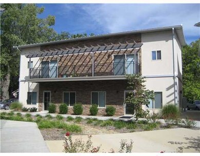 510 SW B St unit 22, Bentonville, AR 72712 - photo 2