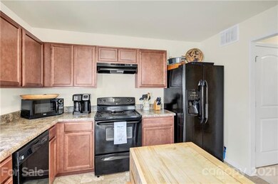 803 Chevelle Dr, Statesville, NC 28677 - photo 6