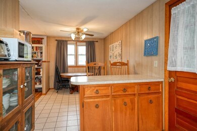 20 Roath St, Worcester, MA 01604 - photo 6