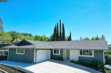 5516 Langford Ct, Concord, CA 94521 - photo 2