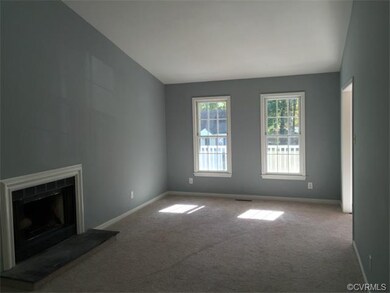 Another view of the gigantic family room!!