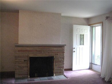 4406 Glenmawr Ave, Columbus, OH 43224 - photo 2