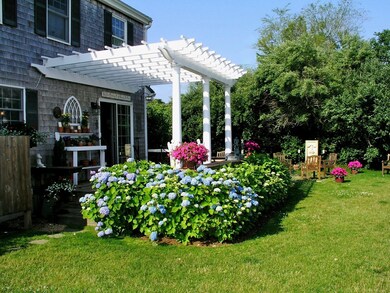 10 Lauras Way, Oak Bluffs, MA 02557 - photo 5