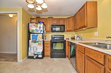 24 Gates Crossing unit 24, Leominster, MA 01453 - photo 3