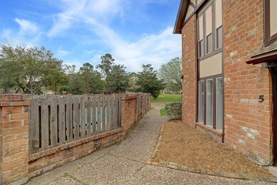 5 Sunmeadow Blvd, Friendswood, TX 77546 - photo 3