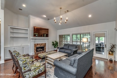 - 865 Wellington Way--32