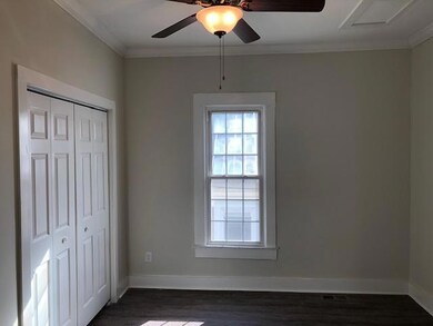 208 W Poplar St, Johnson City, TN 37604 - photo 7