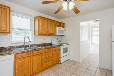 108 Philip St, Des Moines, IA 50315 - photo 5