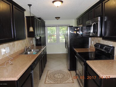 222 Sabrina Ct, Jacksonville, NC 28540 - photo 3