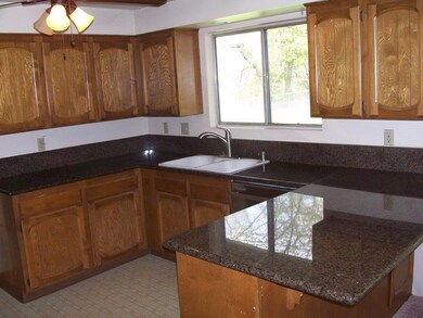 4896 Upper River Rd, Grants Pass, OR 97526 - photo 6