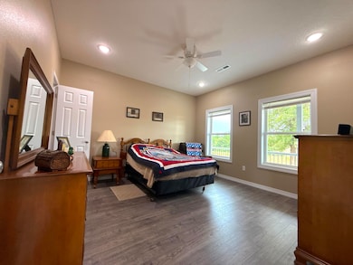 631 Spring Valley Dr, Mammoth Spring, AR 72554 - photo 7