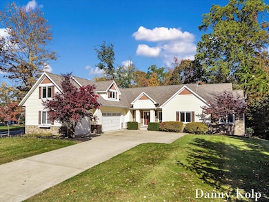 7749 Anchorage Dr SE unit 12, Caledonia, MI 49316 - photo 4