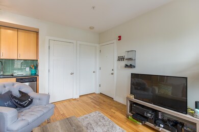 127 York Street Portland-4