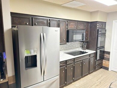 3808 Fox Hollow Dr, Bedford, TX 76021 - photo 5