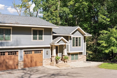 2595 Lydiard Circle - Spacecrafting - 0002.jpg