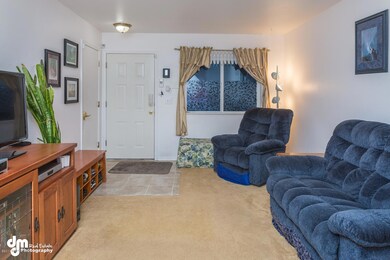 3628 Sycamore Loop Anchorage-large-003-L