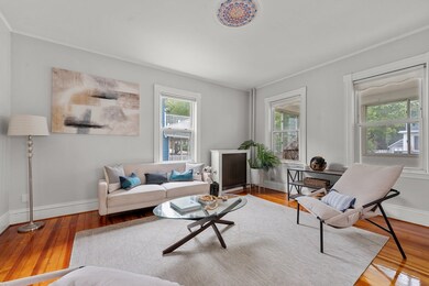 29 Garnet Rd, West Roxbury, MA 02132 - photo 7