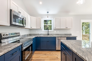 92 Crescent Dr Waterboro-17