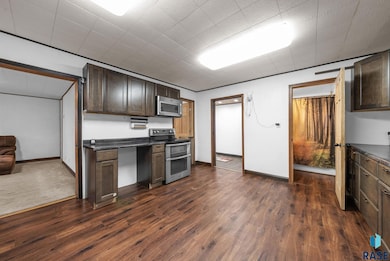 110 S Mary Ave, Tea, SD 57064 - photo 7