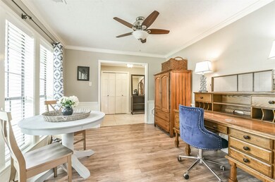 1108 Twin Oaks St, Friendswood, TX 77546 - photo 5