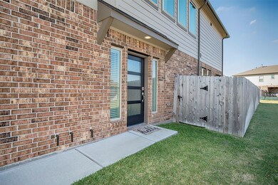 3822 Lancer Cir, Pearland, TX 77581 - photo 3