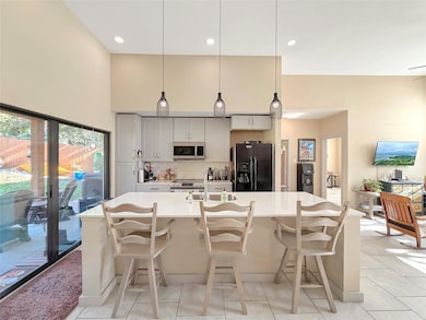 1151 Eastview Dr, Canyon Lake, TX 78133 - photo 3