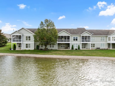 1751 N Trillium Cir unit 13, Zeeland, MI 49464 - photo 5