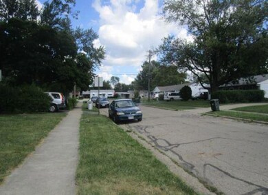 4420 Allen Dr, Columbus, OH 43213 - photo 3