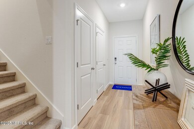 550 Holly Lakes Dr, Orange Park, FL 32073 - photo 5