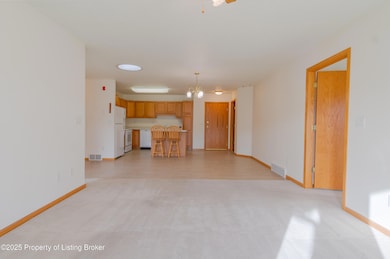 1577 14th St W, Dickinson, ND 58601 - photo 6