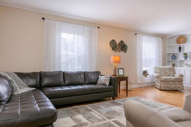 29 Moody St Lewiston ME 04240-large-004-