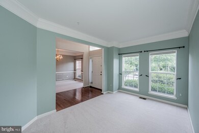 9916 Farm Pond Rd, Laurel, MD 20708 - photo 3