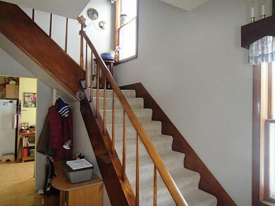 Foyer.