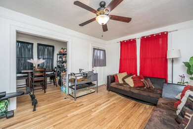 2671HoustonSt08