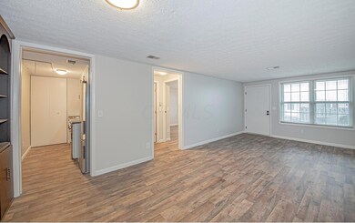 6 Living Room