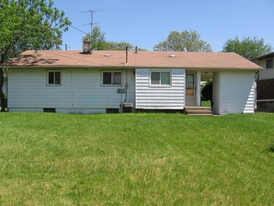 1261 Bernhard Rd, Columbus, OH 43227 - photo 3