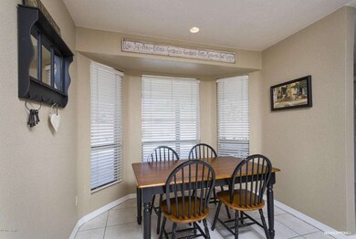 Breakfast Nook and Bay Window