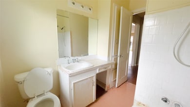 6820 Beachwood St, Houston, TX 77021 - photo 7