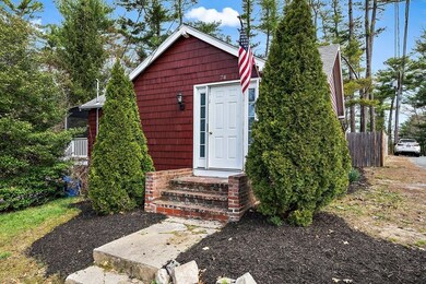 74 Robins St, East Bridgewater, MA 02333 - photo 3