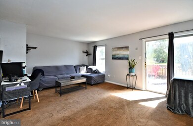 622 Greentree Ln, Norristown, PA 19403 - photo 7