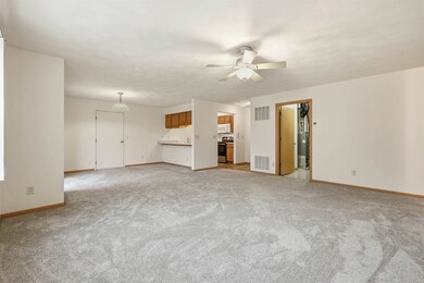 1201 Stonewood Crossing, Sun Prairie, WI 53590 - photo 5