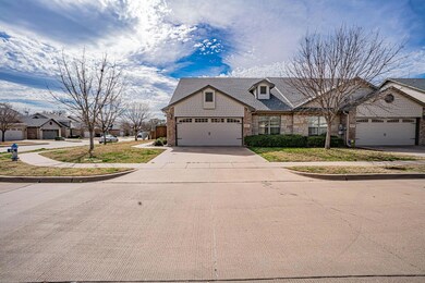 2227 Cobblestone Ct, Granbury, TX 76049 - photo 2