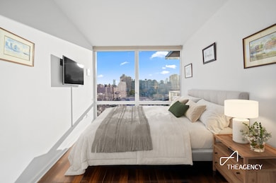 Gramercy by Starck unit 10A, New York, NY 10010 - photo 6