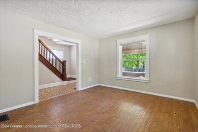 07-1139-Bensch-St-Lansing-MI-48912-Windo