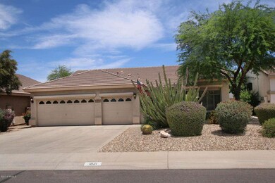1021 S Western Skies Dr-large-001-Street