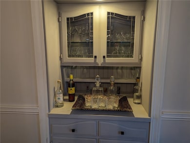 Built-in Hutch