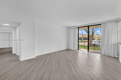 Greenwich Condominiums unit A116, North Miami, FL 33161 - photo 3