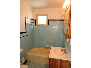 Full Bath.