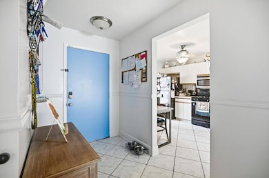 5311 Barefoot Path unit 3, Kissimmee, FL 34746 - photo 4