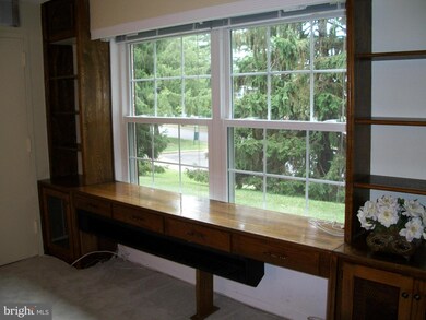 7640 Tremayne Place unit 109, McLean, VA 22102 - photo 6